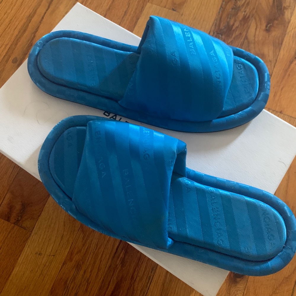 Balenciaga slides